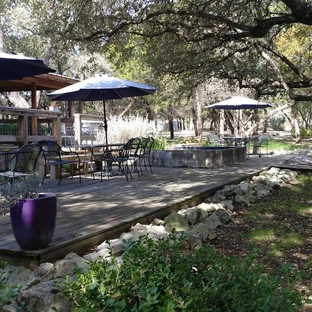 Wimberley Inn & Bar Extérieur photo