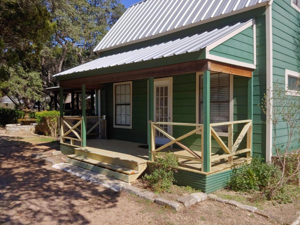 Wimberley Inn & Bar Extérieur photo